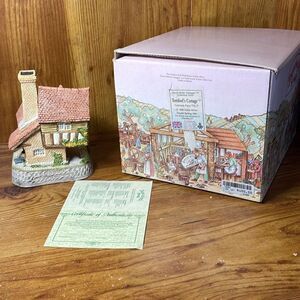 David Winter Cottages Tomfool’s Cottage Collectors Piece No. 9 Spring 1991